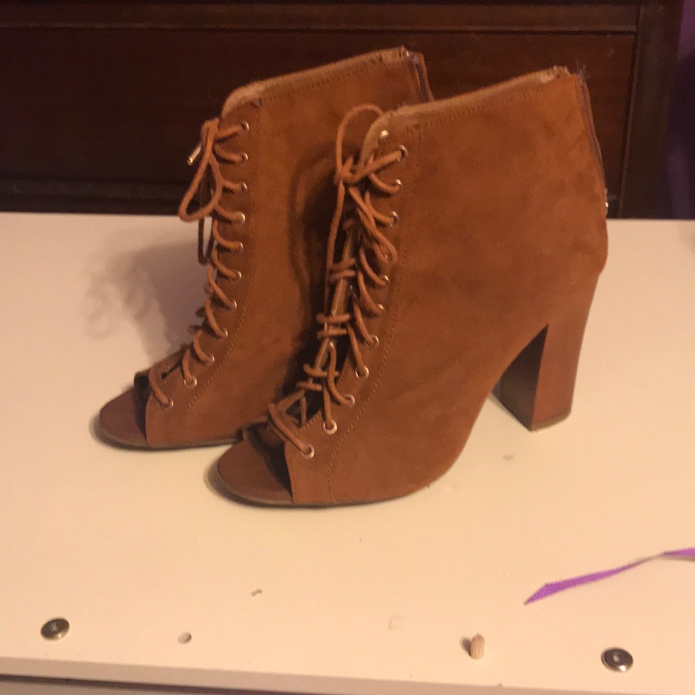 Open toed bootie